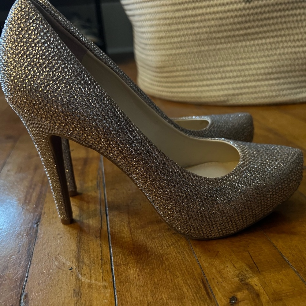 Jessica Simpson heels